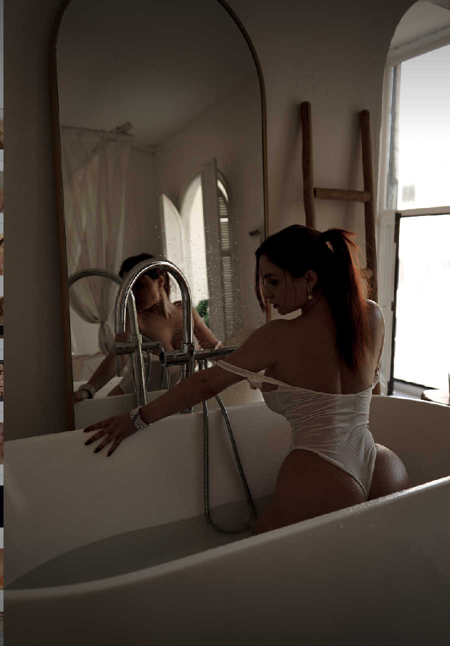 A playful frame from Miranda Faith nude — online in Xinxiang