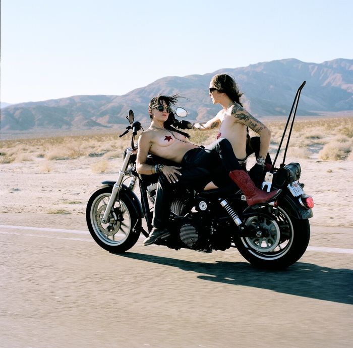 Girls on a motorcycle in Xinxiang