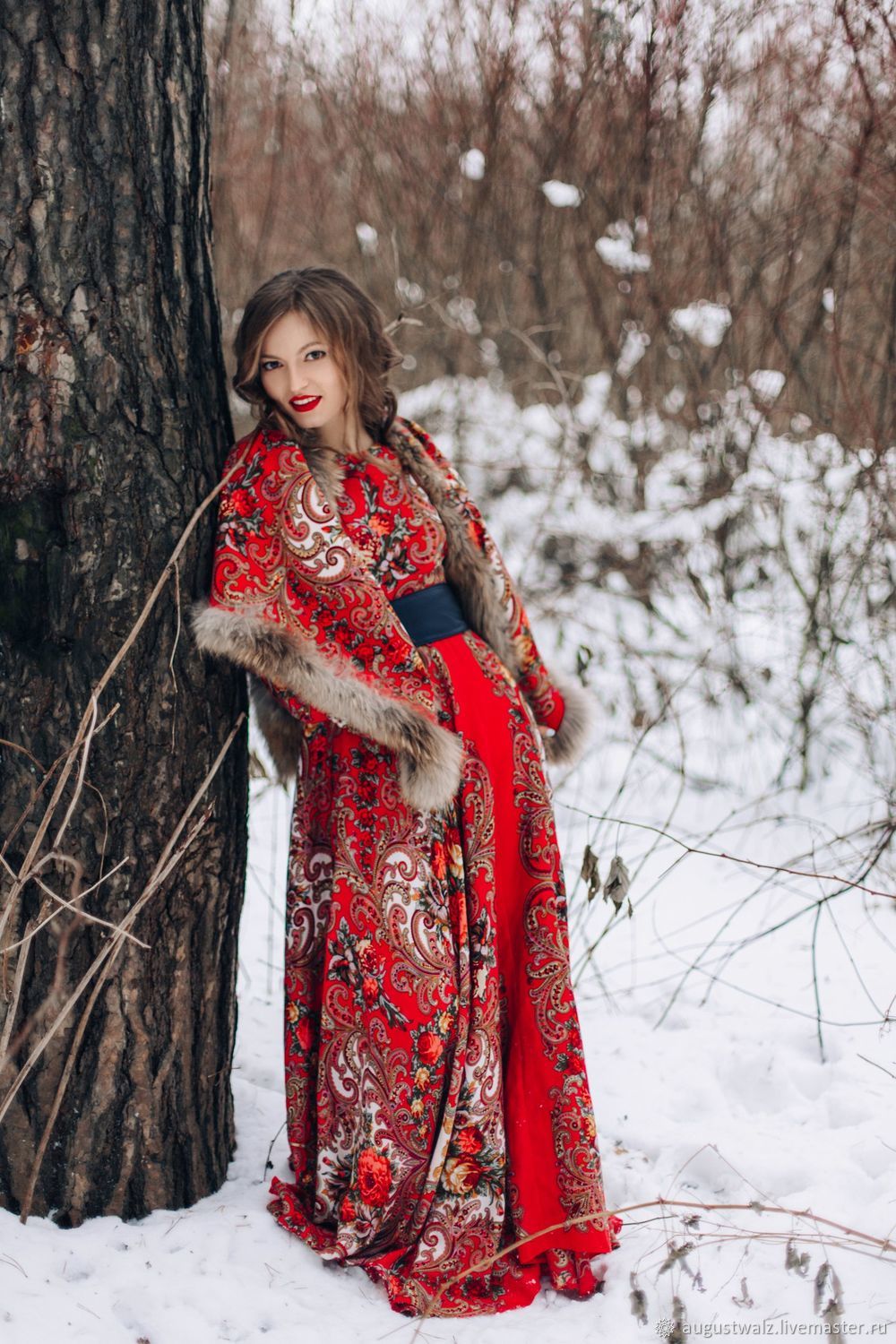 Photo Girls in Slavic costumes in Xinxiang