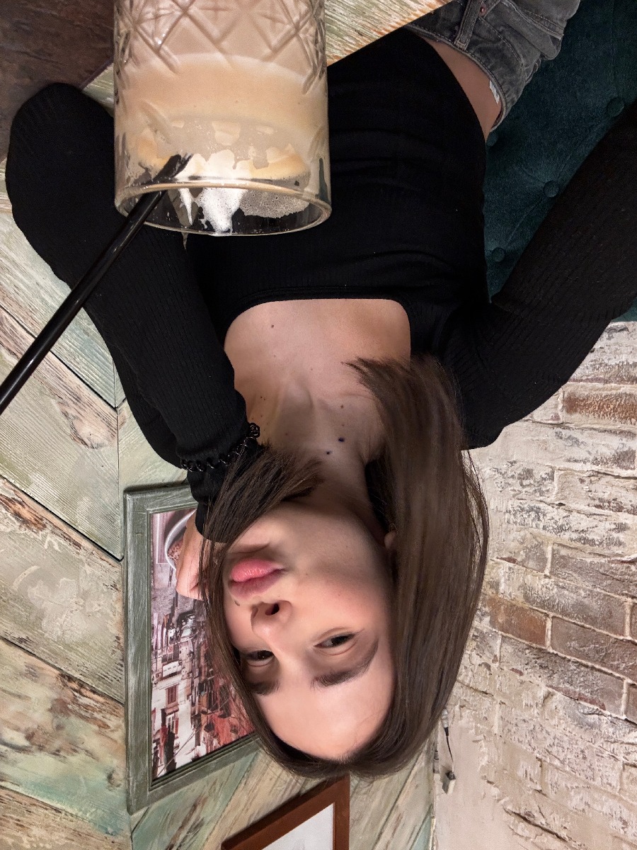 Fresh photos, fresh mood — Tina online in Xinxiang